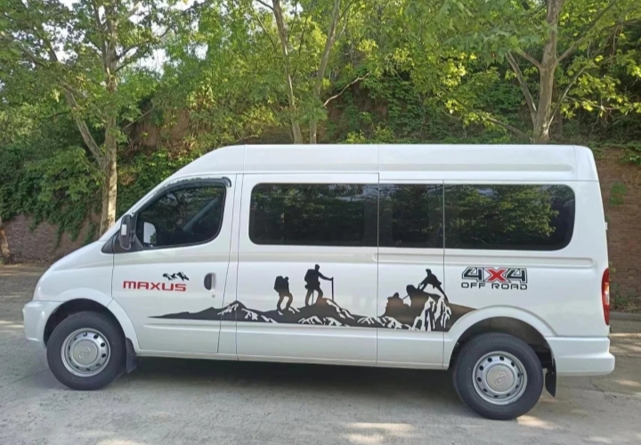 9座大通舒適型商務(wù)車